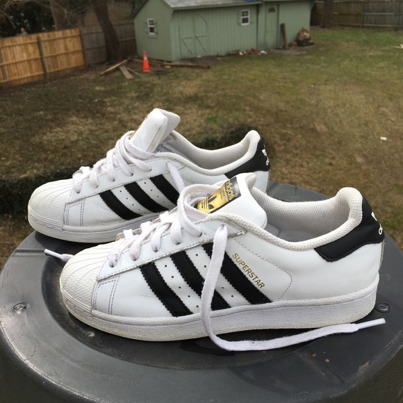 Adidas Classic Superstars - Picture 3 of 8